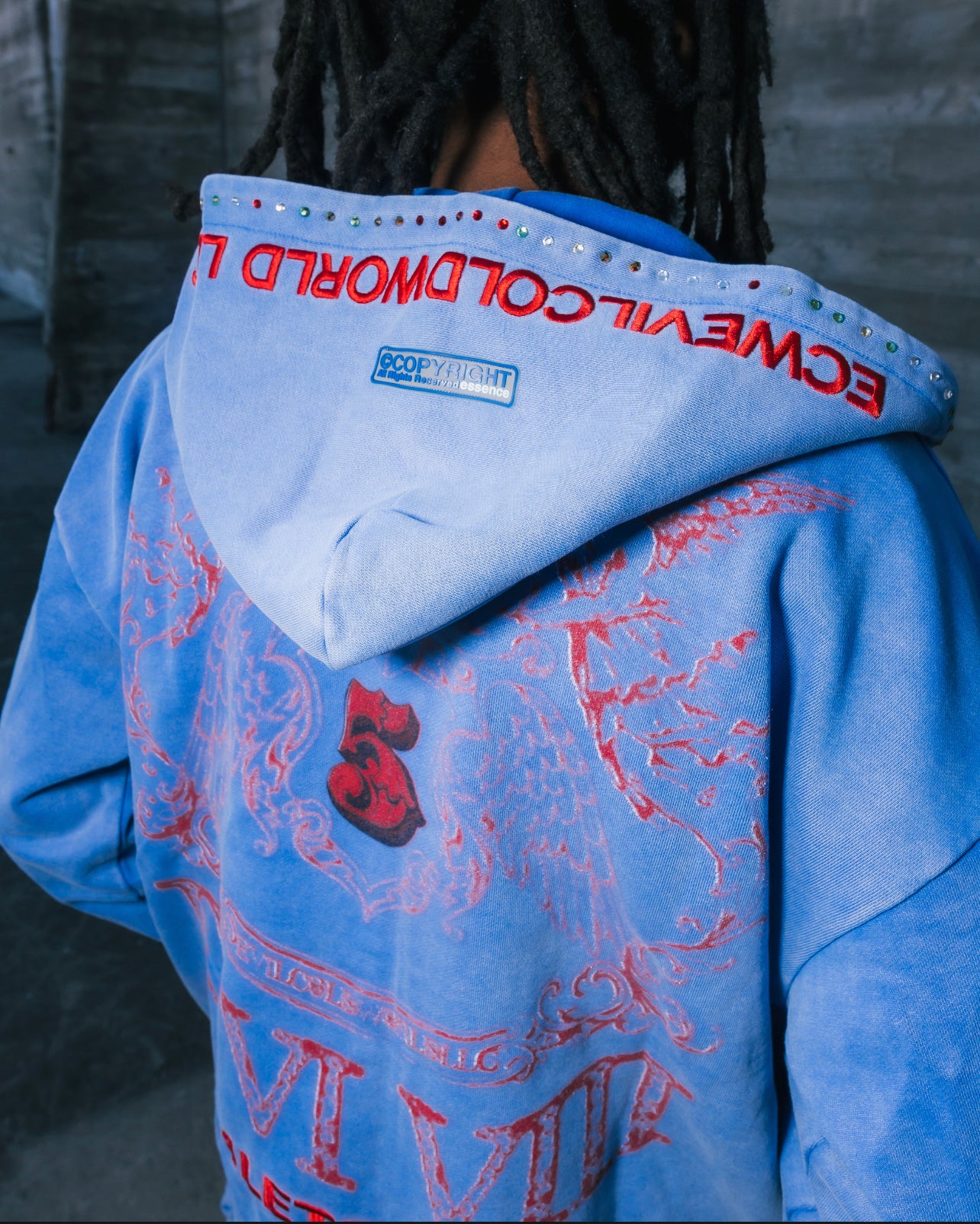 RASPBERRY REVERT                      [ZIP-UP HOODIE]
