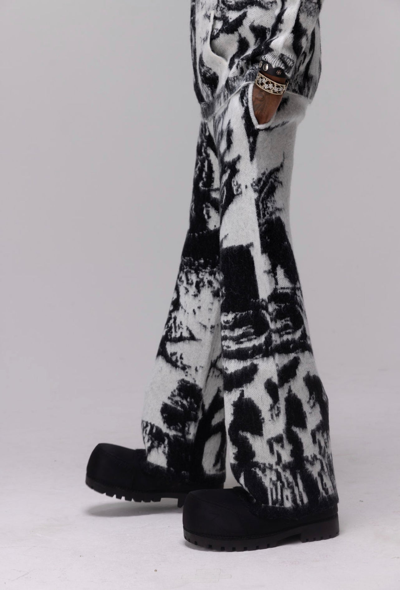 GRAVEYARD MOHAIR SET-[WHITE]