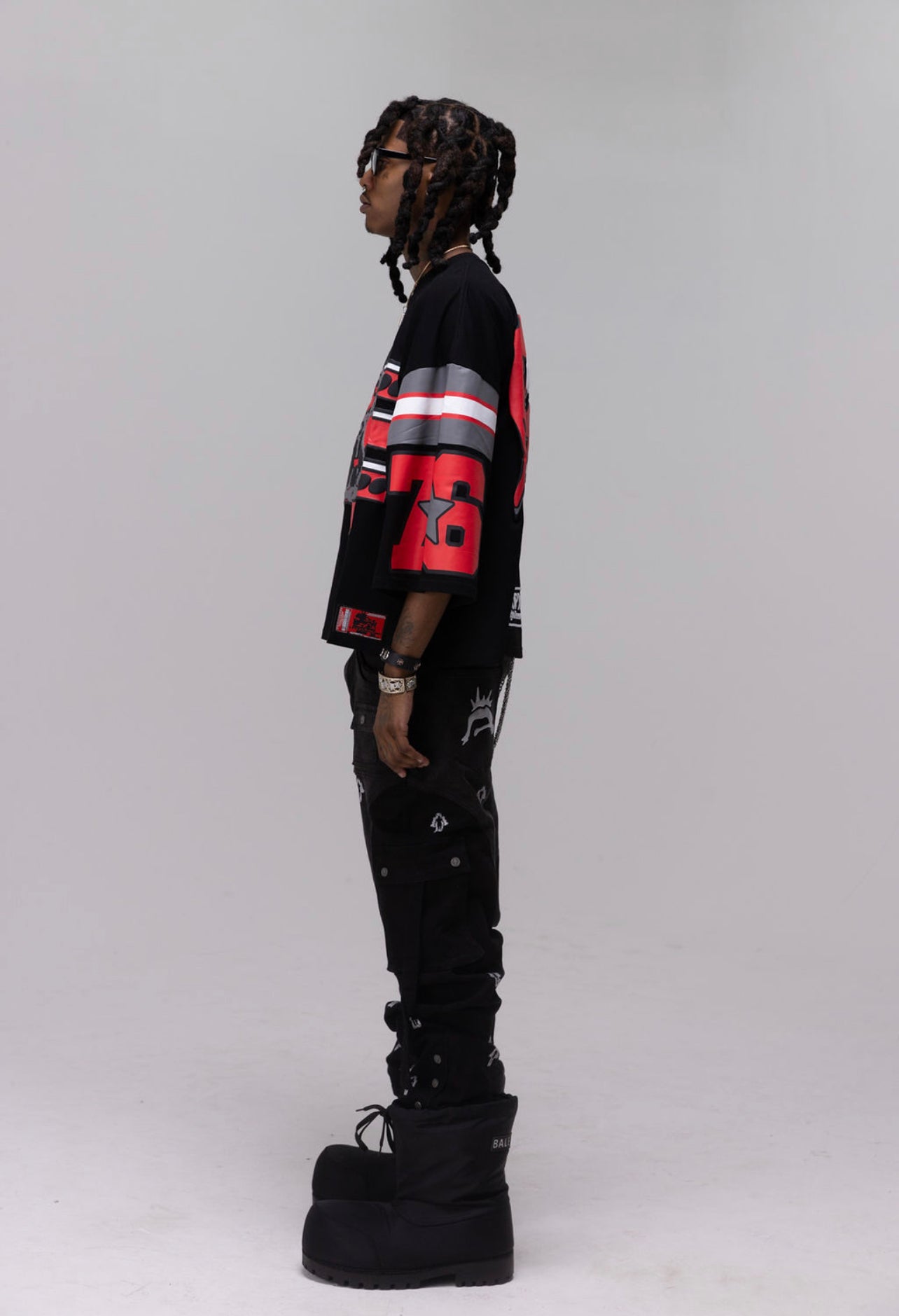 ESSENCE FOOTBALL SHIRT [KNUCKLES]